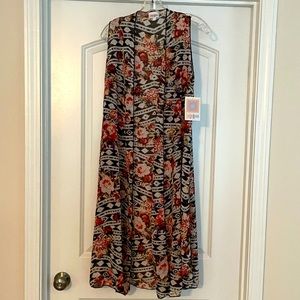 NWT- LulaRoe Joy